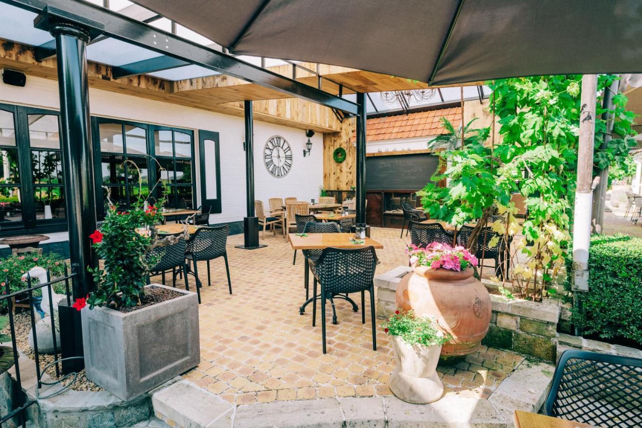 Hotel De Kalvaar Нинове Экстерьер фото